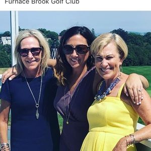 Meet your Posher, Cara